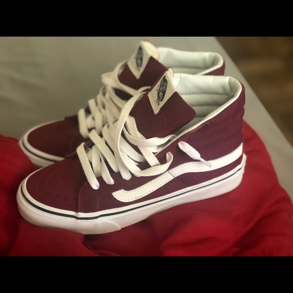 Vans - Picture 2 of 2